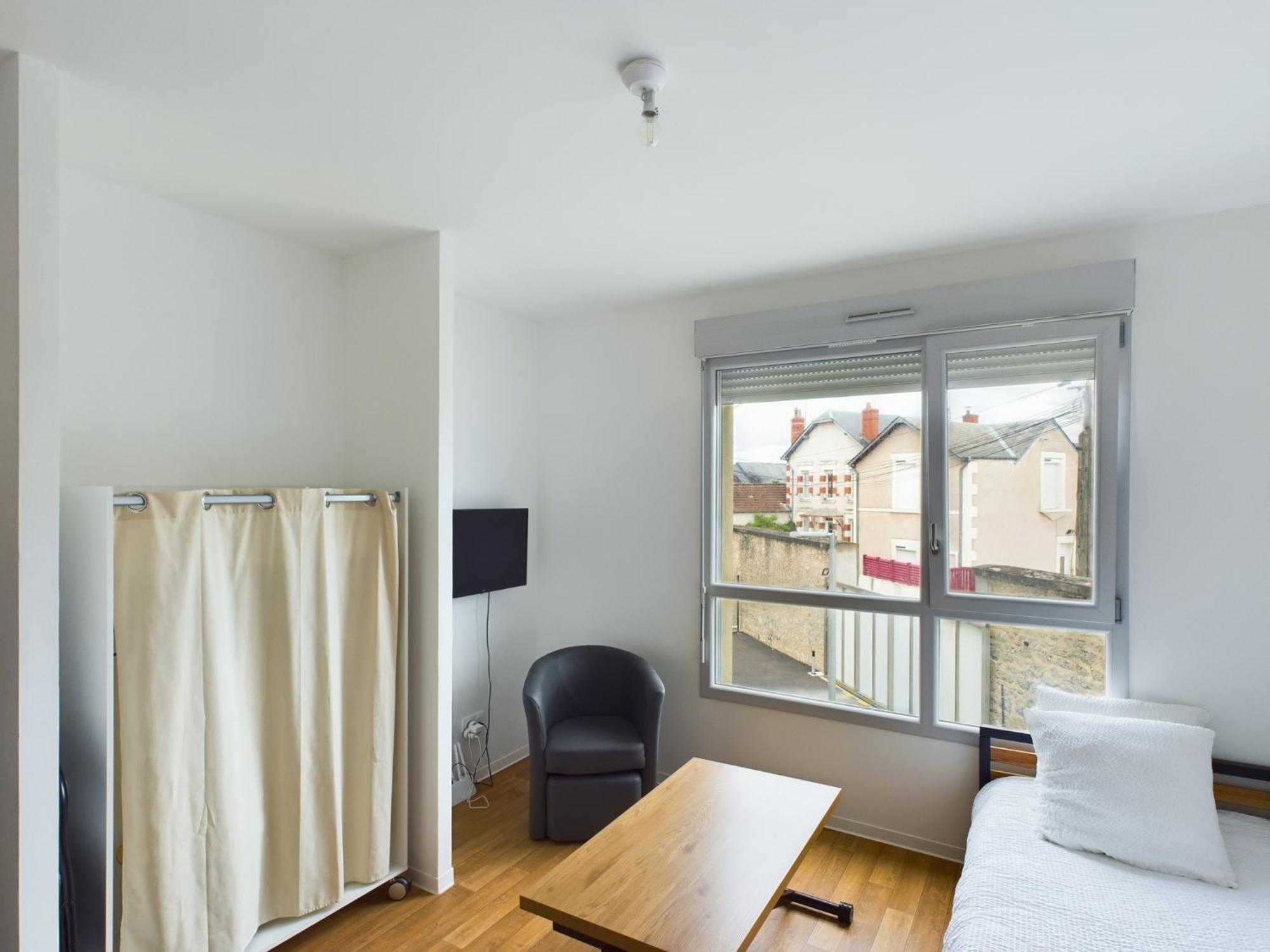 Residence La Pyro Bourges Chambre photo
